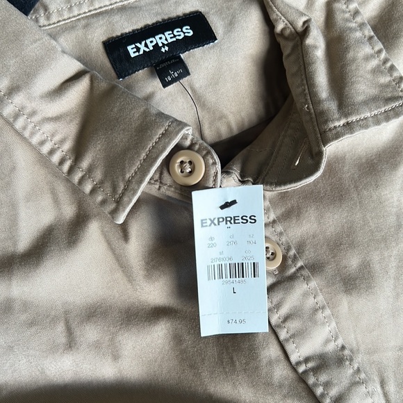 NWT men’s express button up - Picture 5 of 5
